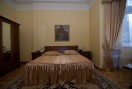 полулюкс (корпус "Замок"), Гостиница &laquo;Замок Льва&raquo;