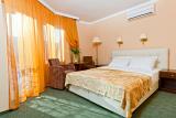 Double Standard, Hotel &laquo;Kievskaya Rus&raquo;